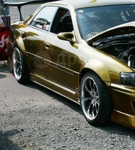 картинка Комплект накладок Traum для Toyota Chaser 100 магазин  StreetTuning 