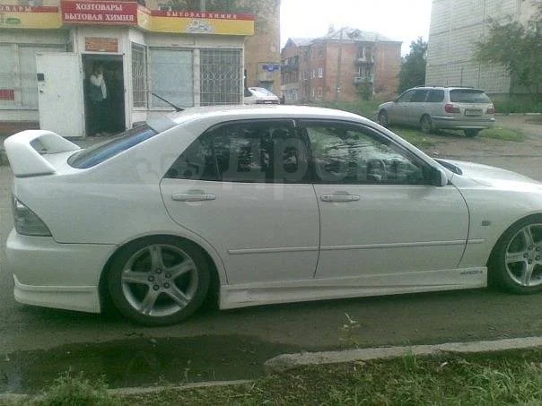 картинка Накладки на пороги Pittura для Toyota Altezza магазин  StreetTuning 