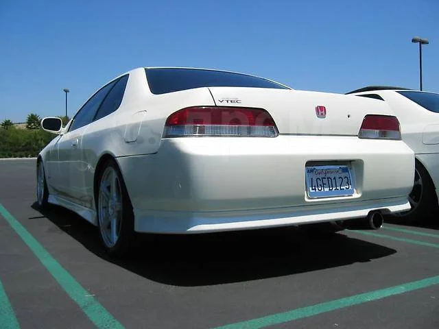 картинка Комплект широких накладок для Honda Prelude 5 магазин  StreetTuning 