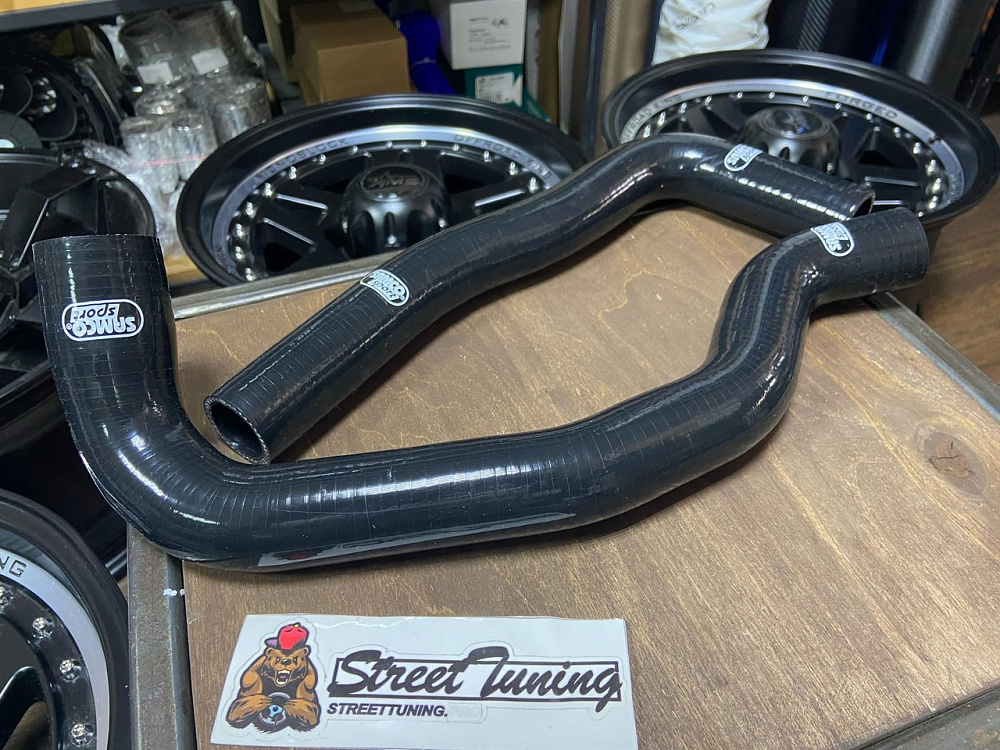 картинка Патрубки радиатора Samco Sport для Toyota JZX100 1JZ-GTE черные от магазина  StreetTuning