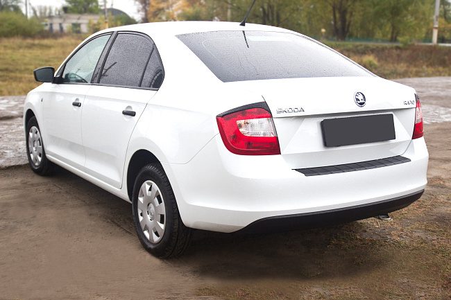 картинка Skoda Rapid 2012-2016 Накладки на задние фонари (реснички) магазин  StreetTuning 
