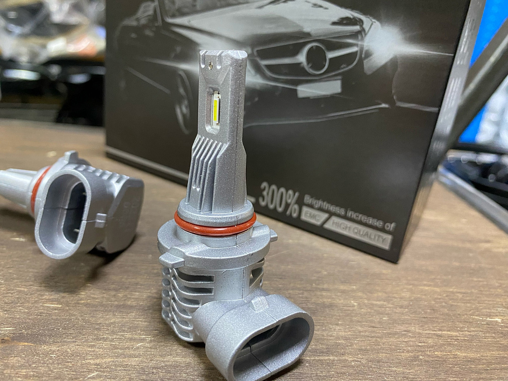 картинка Светодиодные лампы Sanvi Smart Led - HB3 5500к, комплект 2 шт от магазина  StreetTuning