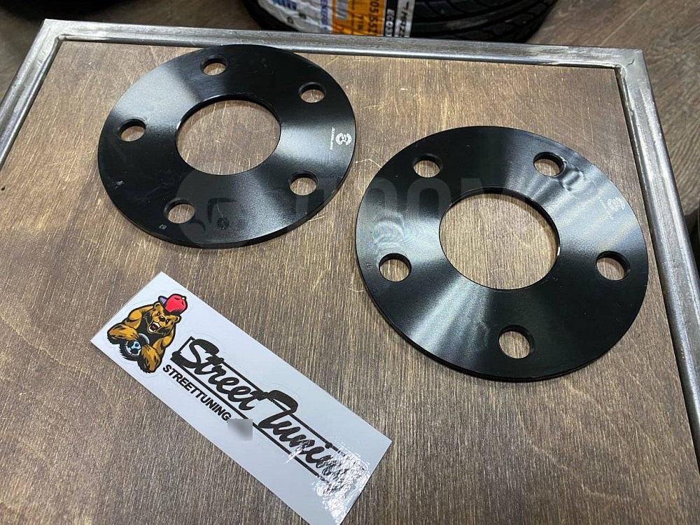 картинка Проставка Starleks 3 мм 5x114.3 цо 60.1 - Black от магазина  StreetTuning
