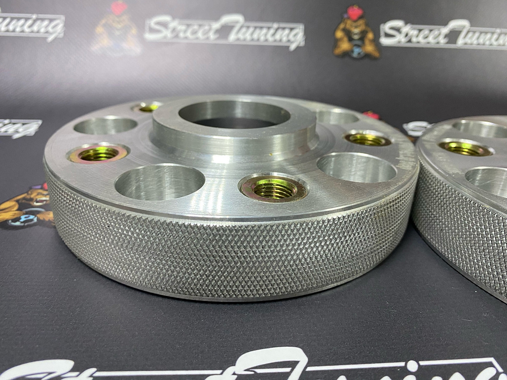 картинка Проставка Starleks 30 мм 5x120, FUT14x1.5 цо 72.6 рф от магазина  StreetTuning