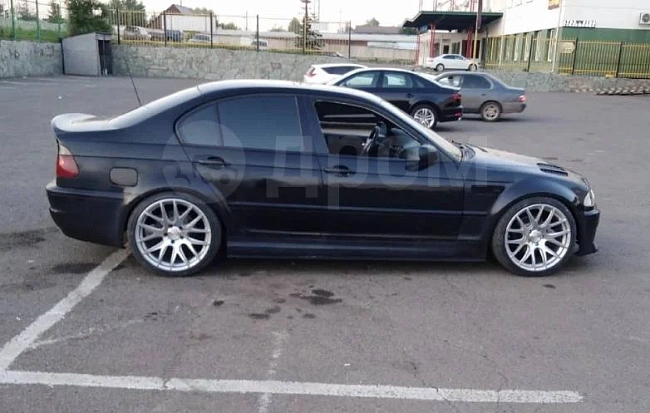картинка Задние накладки на крылья BMW E46 M кит рест/дорест магазин  StreetTuning 