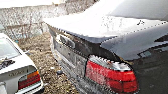 картинка Cпойлер "Утка" для Bmw E39 магазин  StreetTuning 