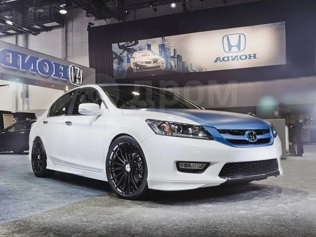 картинка Комплект опциональных накладок для Honda Accord CR2 магазин  StreetTuning 