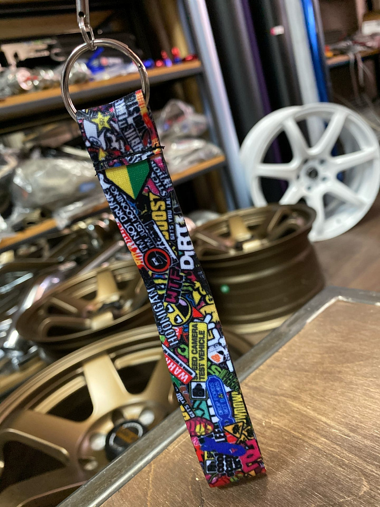 картинка Брелок для Ключей Stickerbom - тканевый от магазина  StreetTuning