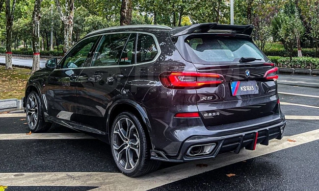 картинка Диффузор и канарды BMW X5 G05 M50i X/S Drive 40i магазин  StreetTuning 