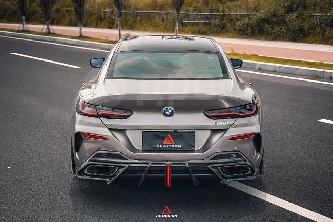 картинка Диффузор на задний бампер для BMW 8 Series магазин  StreetTuning 