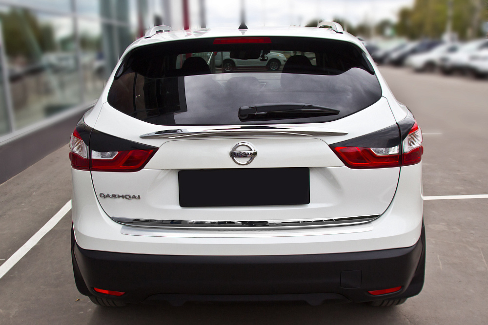 картинка Nissan Qashqai 2014—2016 Накладки на задние фонари (реснички) от магазина  StreetTuning