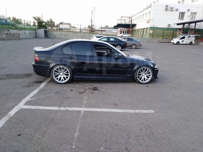 картинка Накладки под пороги (элероны) для BMW E46 магазин  StreetTuning 