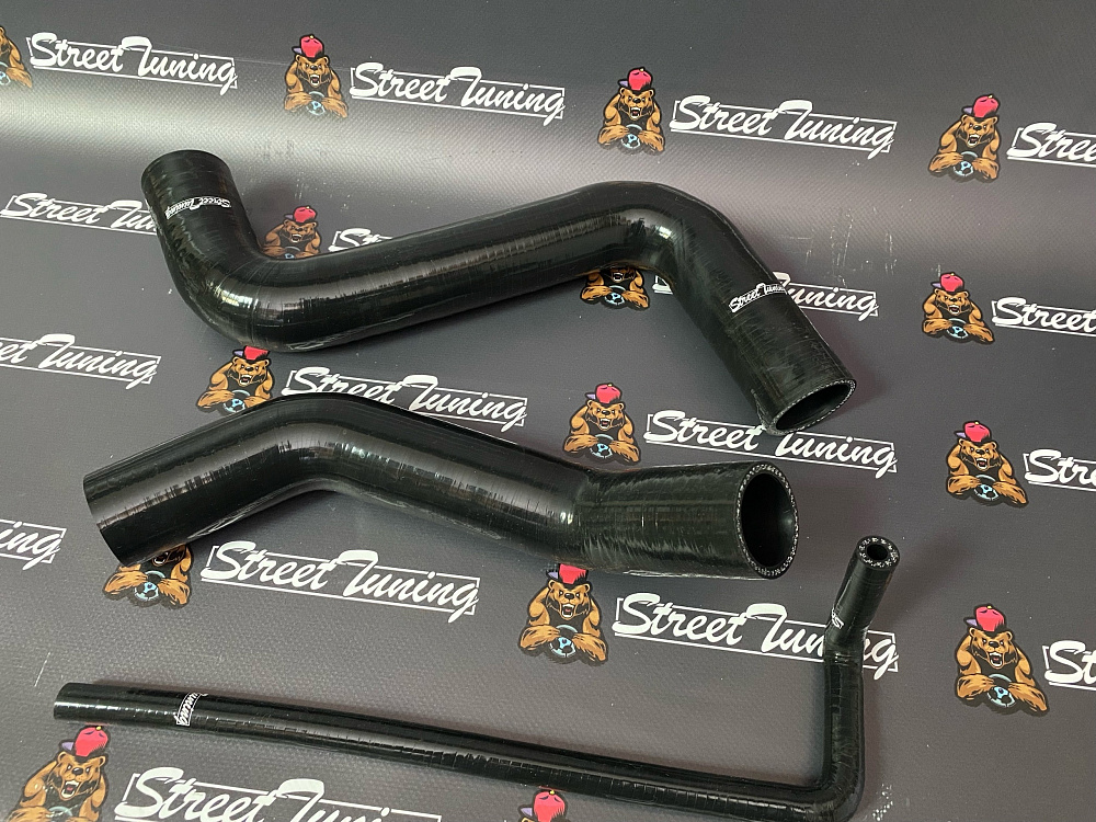картинка Патрубки радиатора StreetTuning для Subaru WRX/ Forester XT 2014-2021 от магазина  StreetTuning