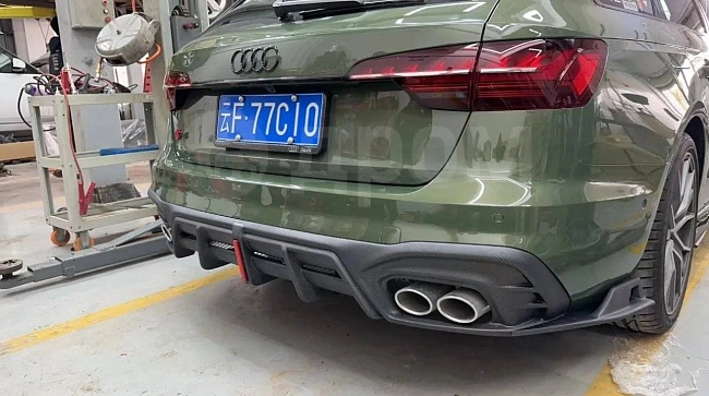 картинка Задний диффузор Audi S4 B9.5 со стоп сигналом магазин  StreetTuning 
