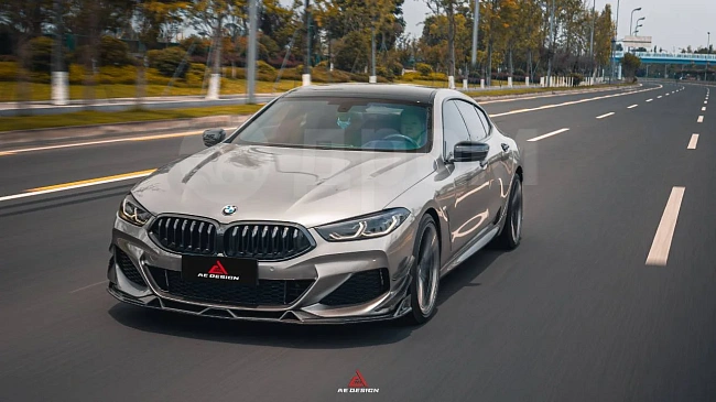 картинка Сплиттера накладки на пороги для BMW 8 Series магазин  StreetTuning 