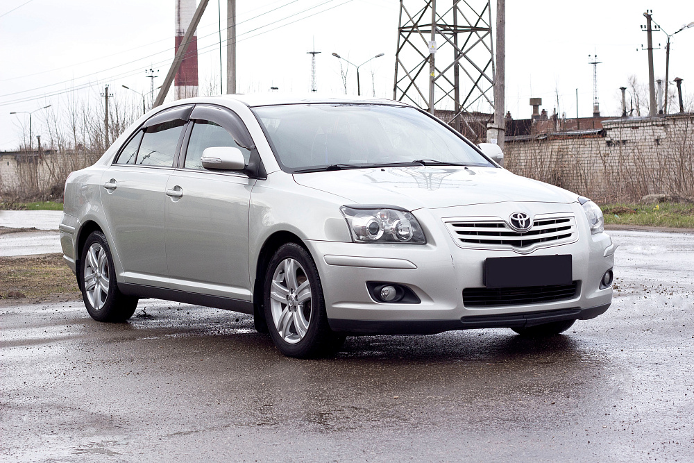 картинка Toyota Avensis 2003-2008 Накладки на передние фары (реснички) компл.-2 шт. от магазина  StreetTuning