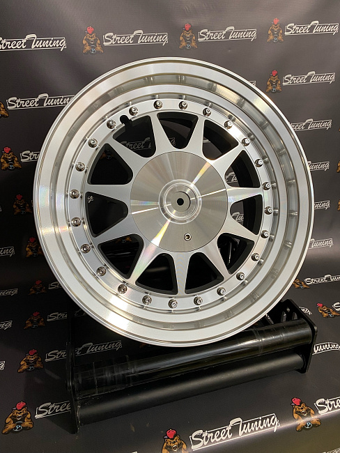 картинка Новые диски Hartge R15 J7.5 ET25 4x100/114.3 Silver магазин  StreetTuning 