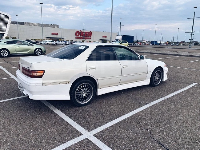 картинка Комплект обвесов Uras для Toyota Mark 2 100 магазин  StreetTuning 