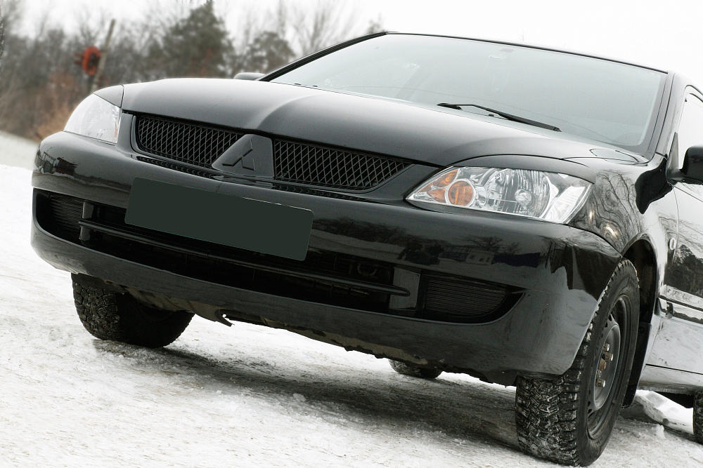 картинка Mitsubishi Lancer IX 2005—2007 Накладки на передние фары (реснички) компл.-2 шт. Вариант 2 от магазина  StreetTuning
