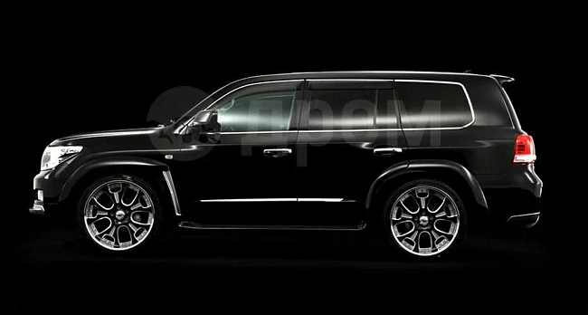 картинка Комплект накладок DAMD Goldman для Land Cruiser 200 магазин  StreetTuning 