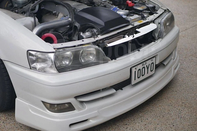 картинка Комплект обвесов Hippo Sleek для Toyota Chaser 100 магазин  StreetTuning 