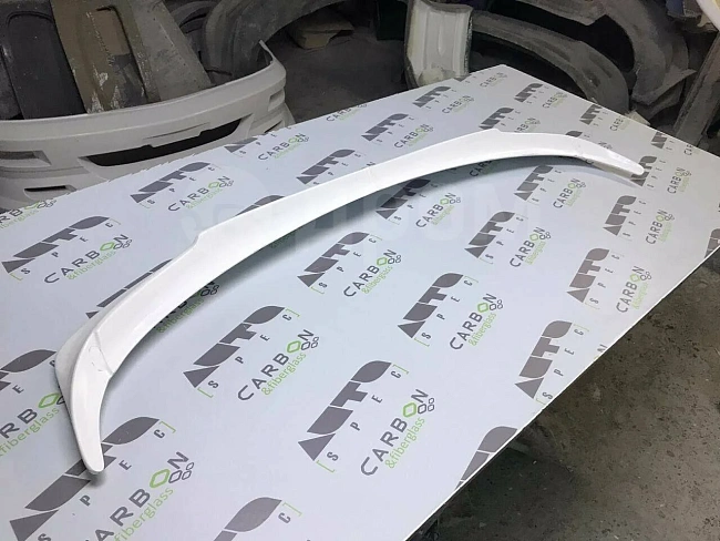 картинка Спойлер под стекло "dolphin" для Subaru Legacy (кузов BH5) BH9 магазин  StreetTuning 