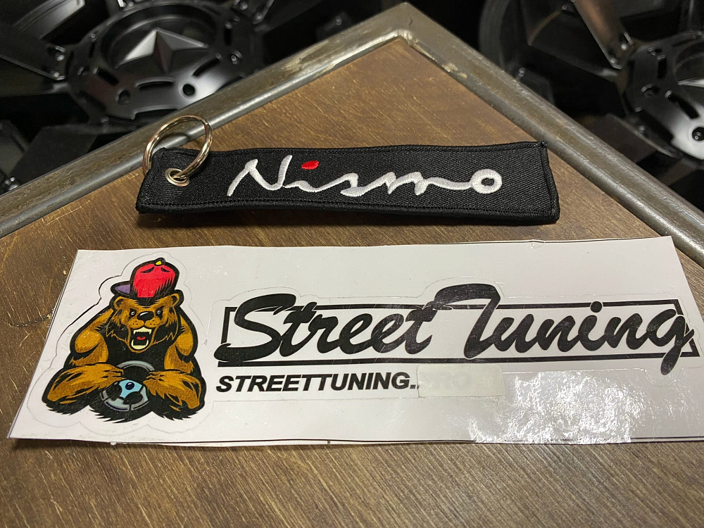 картинка Брелок для Ключей NISMO - тканевый от магазина  StreetTuning