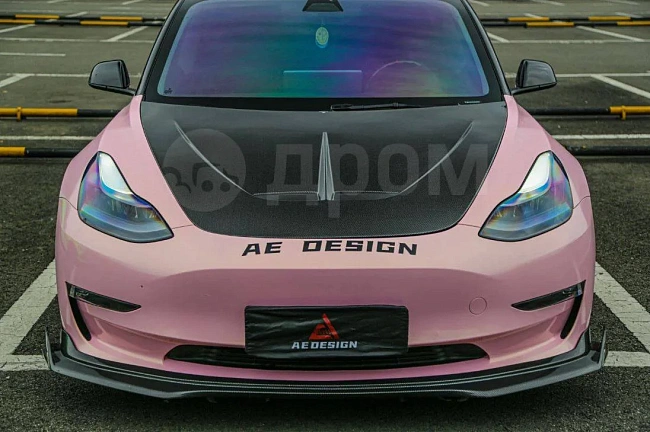 картинка Карбоновый капот для Tesla Model 3 магазин  StreetTuning 