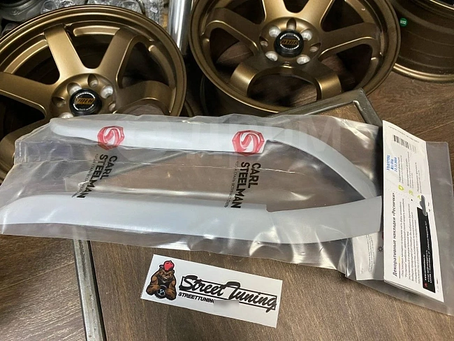 картинка Реснички на фары для Toyota Chaser 100 1996-2001г магазин  StreetTuning 